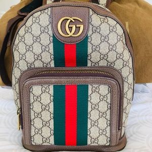 Gucci small backpack in very good condition.